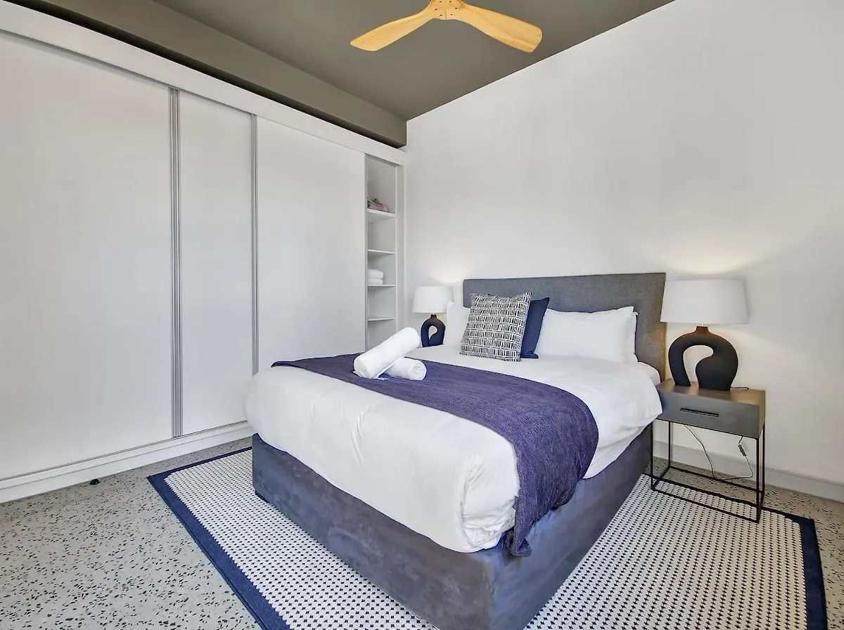 Modern, Cosy, Family Home-Pool-Wifi Kapstadt Apartment